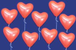 Herzluftballons-mit-Helium-zur-Hochzeit