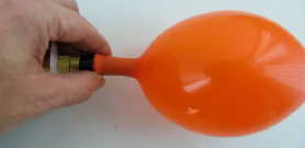 Latexballon auff�llen